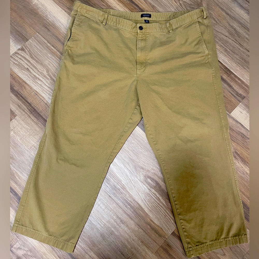 Lands’ End Men’s Khakis size 48